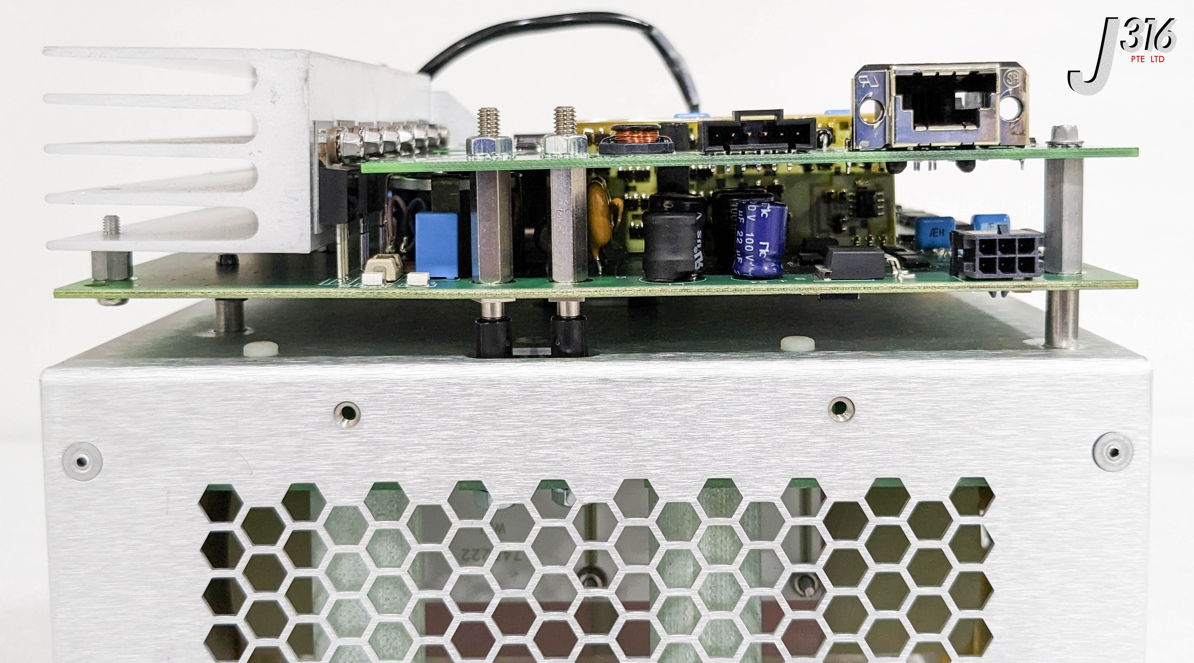 36279 WATERS MICROMASS SQ/TQ MS1 RF GENERATOR ASSEMBLY 279001189
